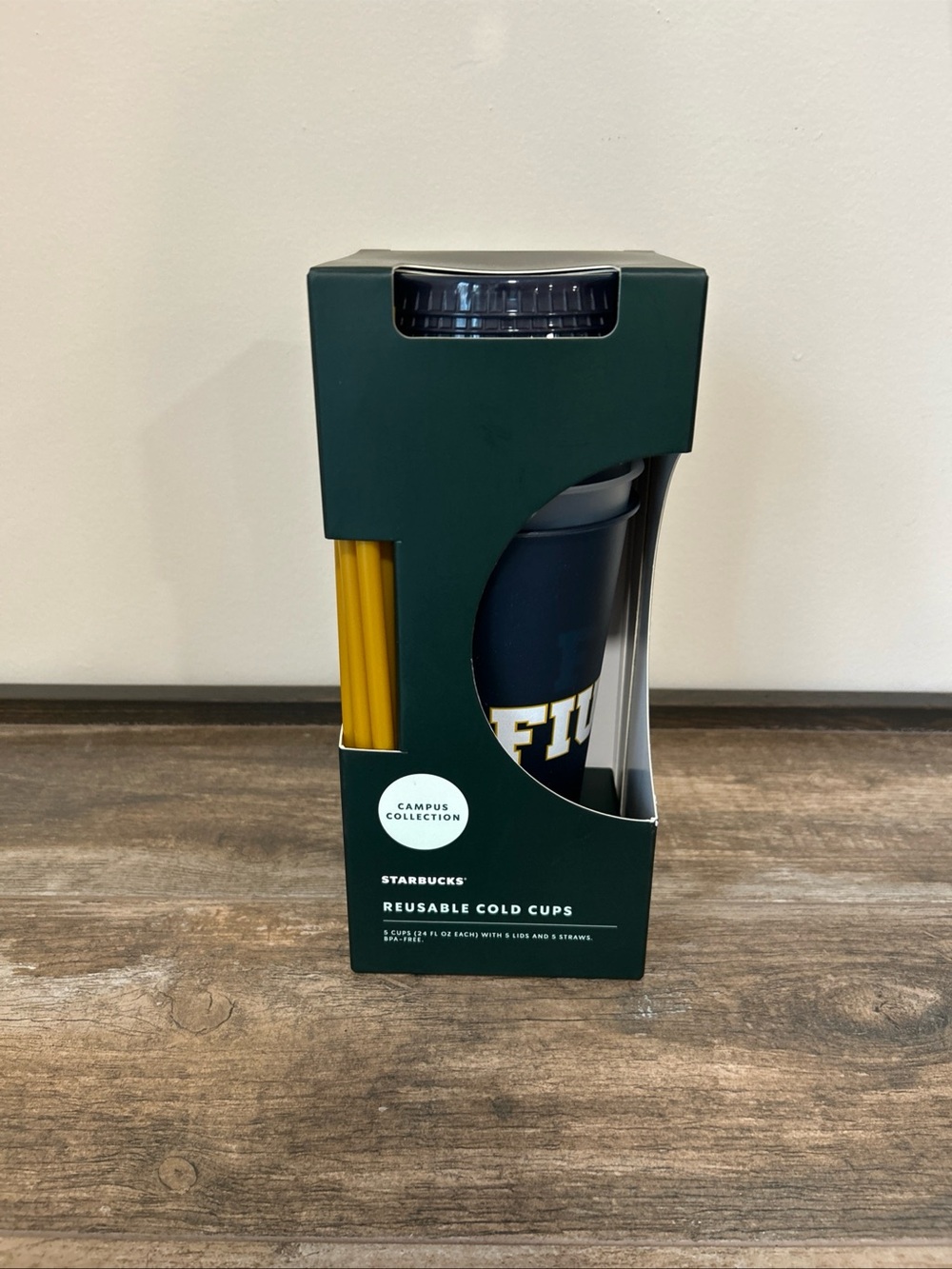 FIU Reusable Starbucks Cold Cups -Set  Of 5 (240z Each) Cups Straws &Lids. New